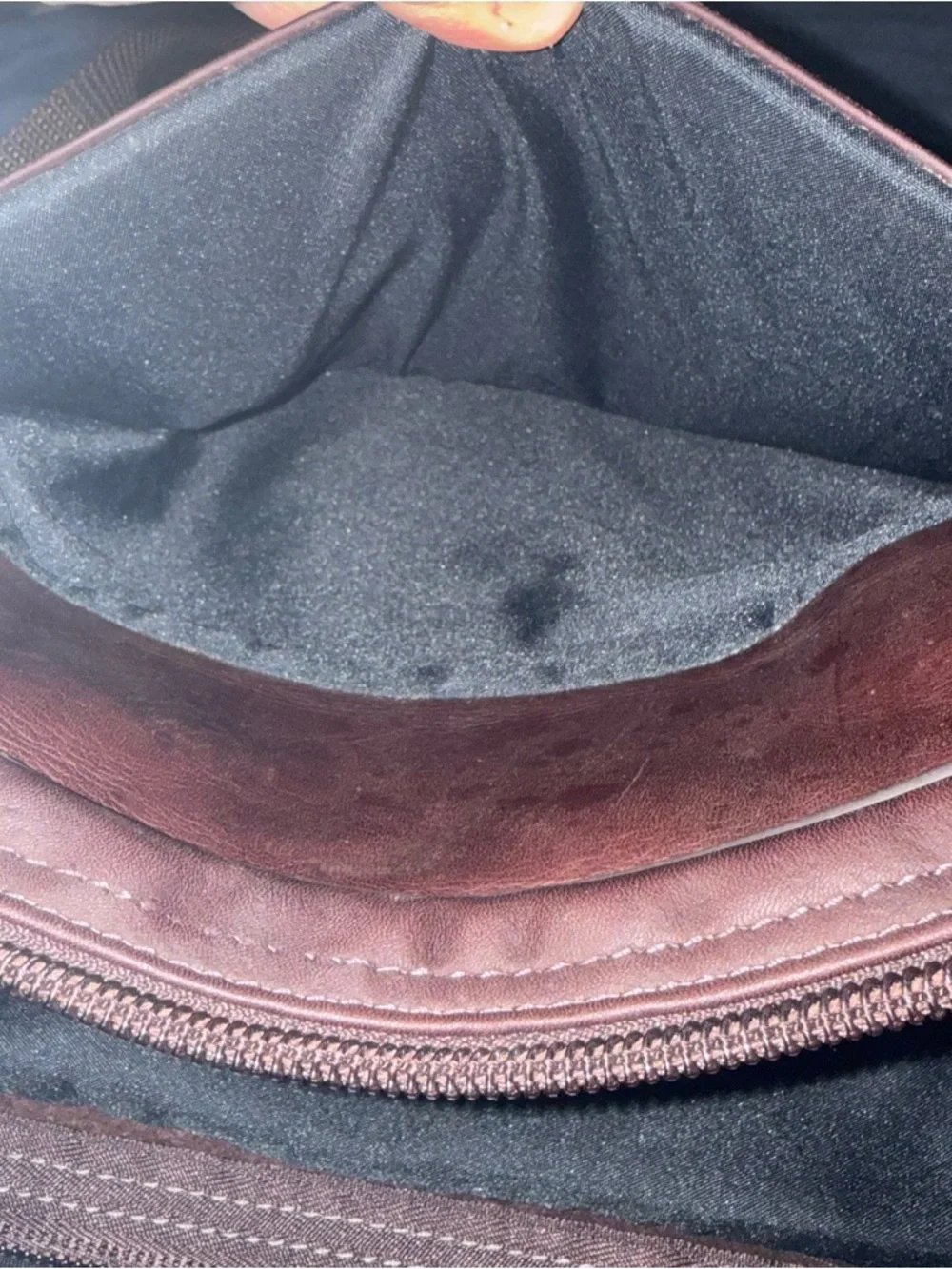 Avenues Classic Brown Leather Messenger Bag NWOT